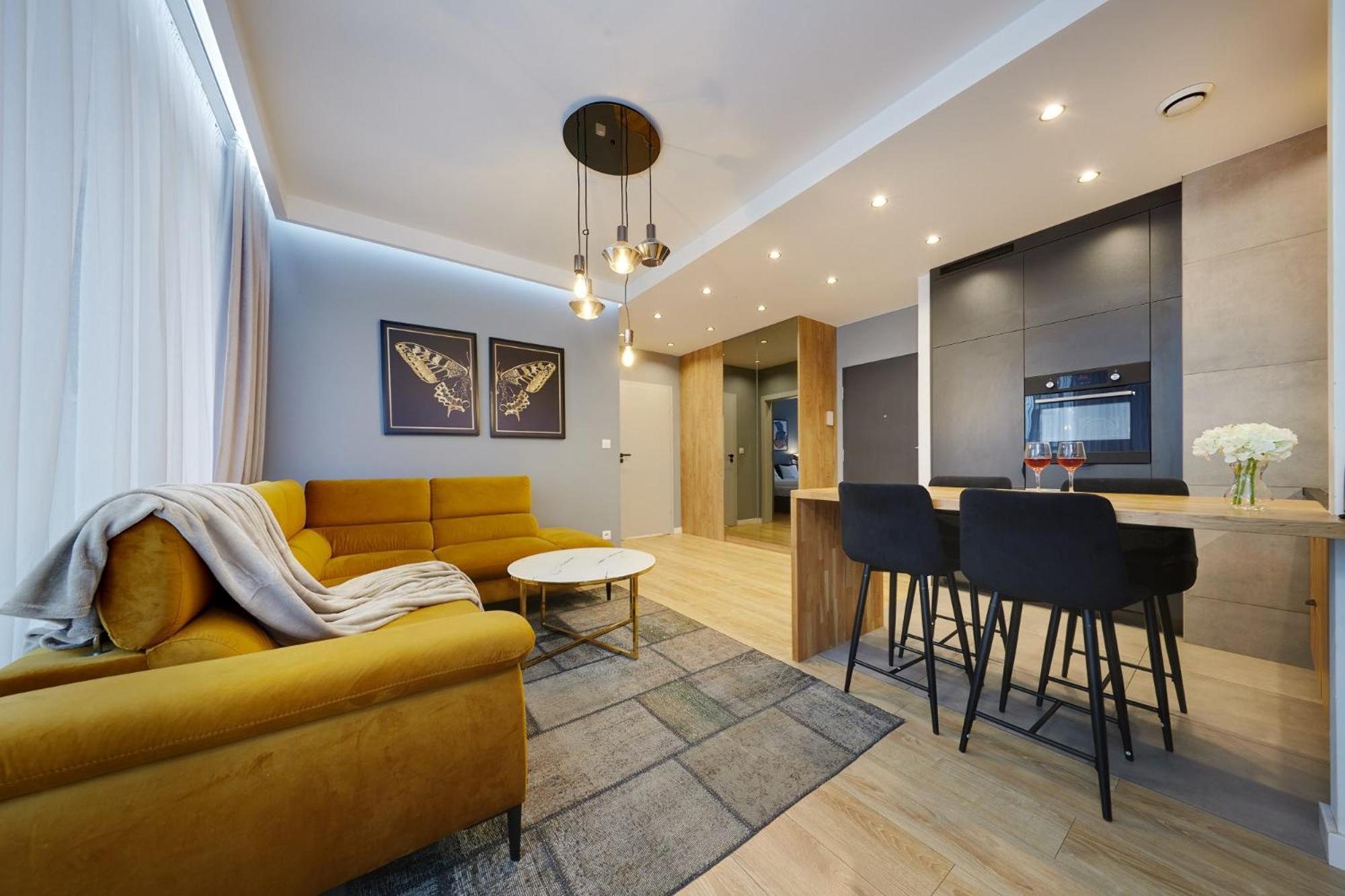 Golden Sokolska 30 Towers - Great Location&59